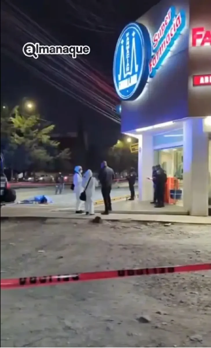 Matan a hombre afuera de Farmacia Guadalajara a balazos