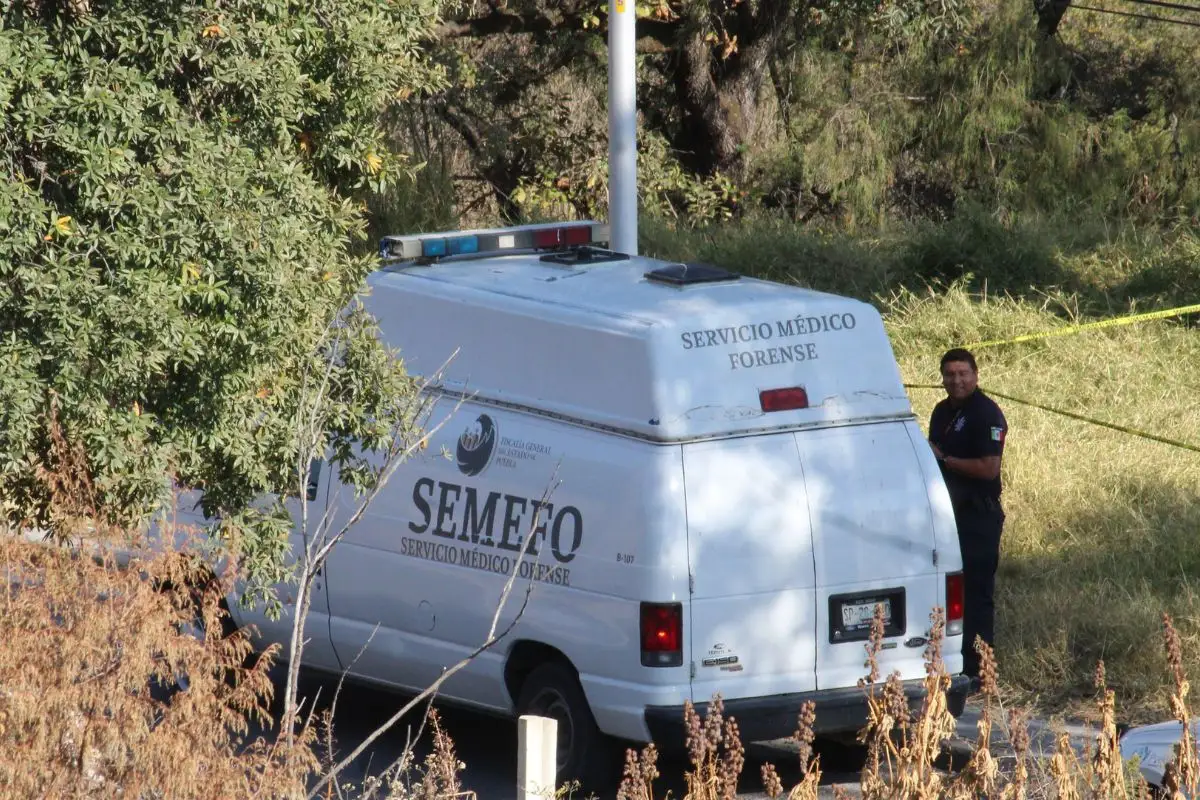 Ubican cuerpo de hombre decapitado en terrenos de cultivo de Tecali de Herrera 3 Encuentran cadáver decapitado en Tecali y maniatado
