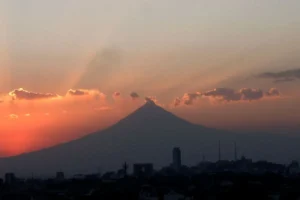 Clima en Puebla hoy 21 de febrero 2026 será muy caluroso con 29°C