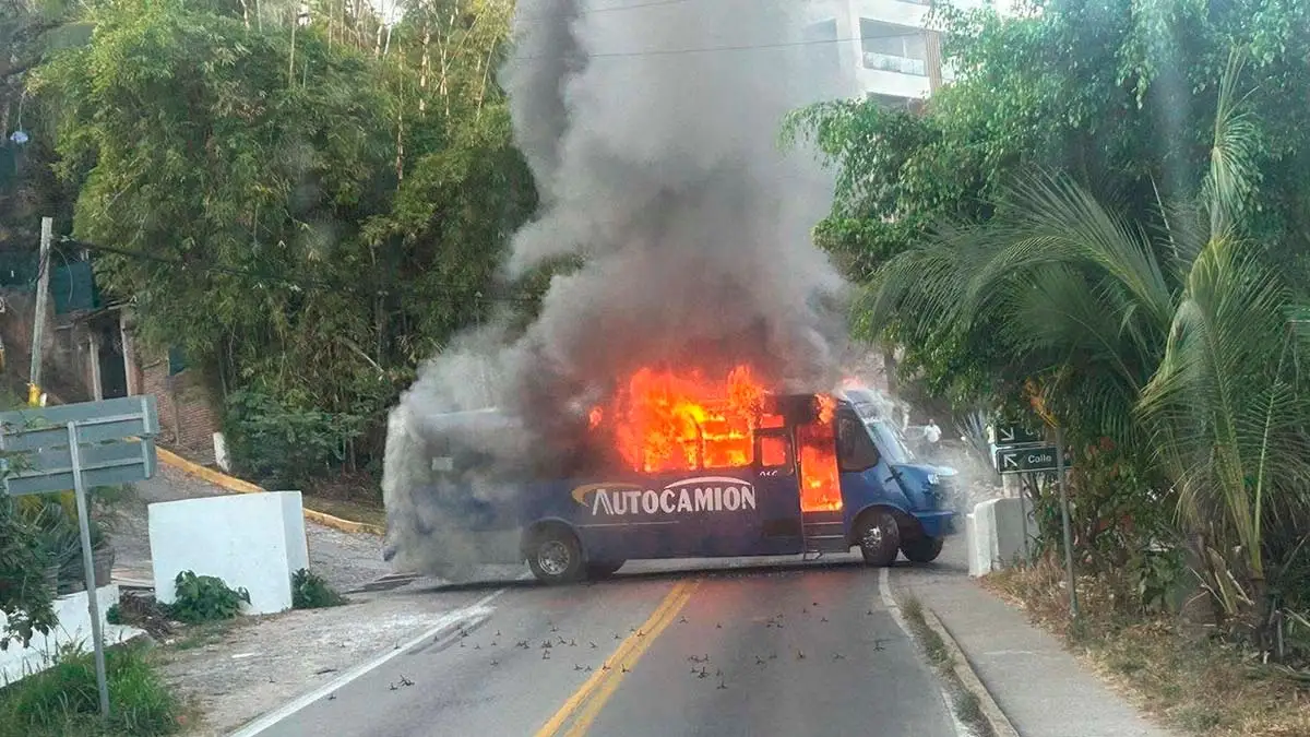 Hay 50 poblanos varados en Puerto Vallarta