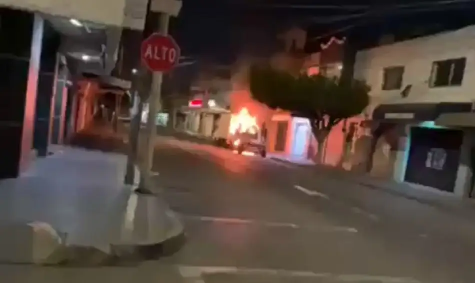 (VIDEOS) Código Rojo: Ataques en Jalisco continúan este martes 24 de febrero 4 (VIDEO)S Siguen los ataques en Jalisco hoy 24 de febrero