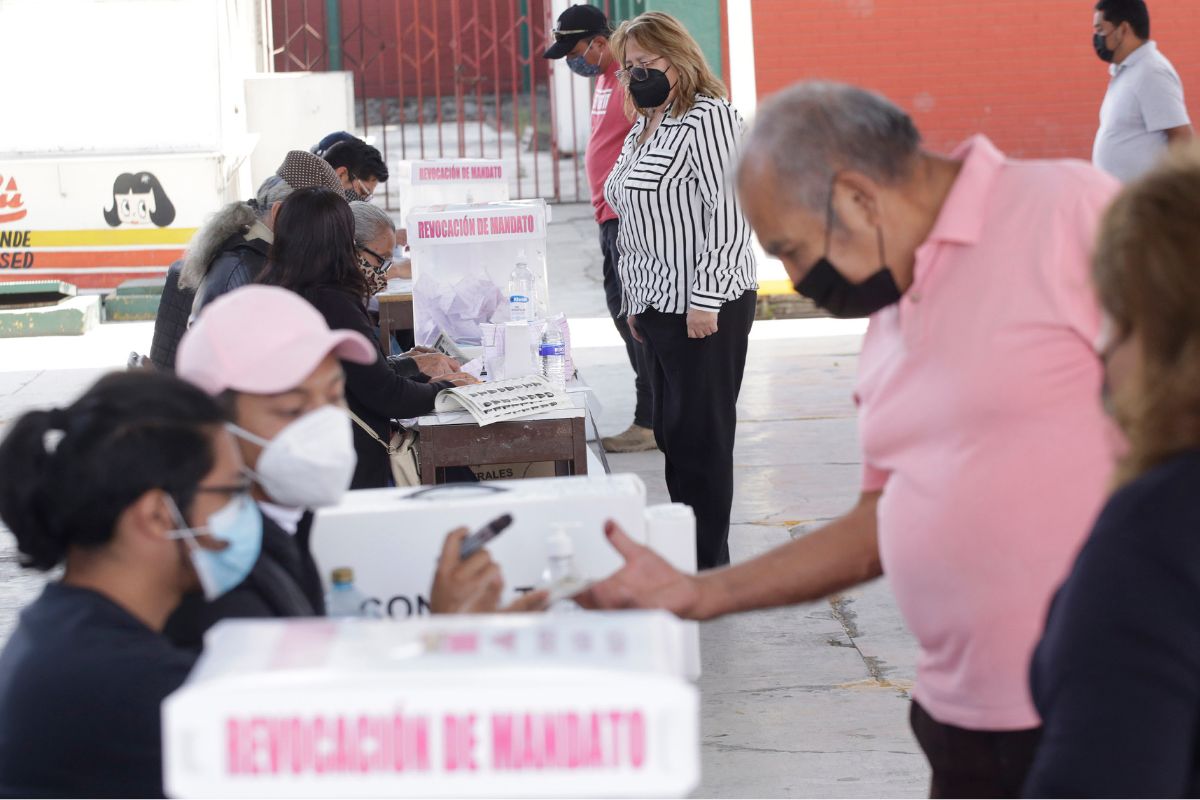 Iniciativa de revocación de mandato del gobernador se aprobará en 2027