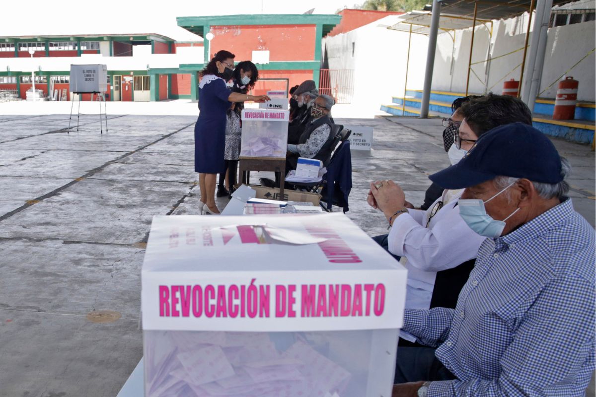 Iniciativa de revocación de mandato del gobernador se aprobará en 2027