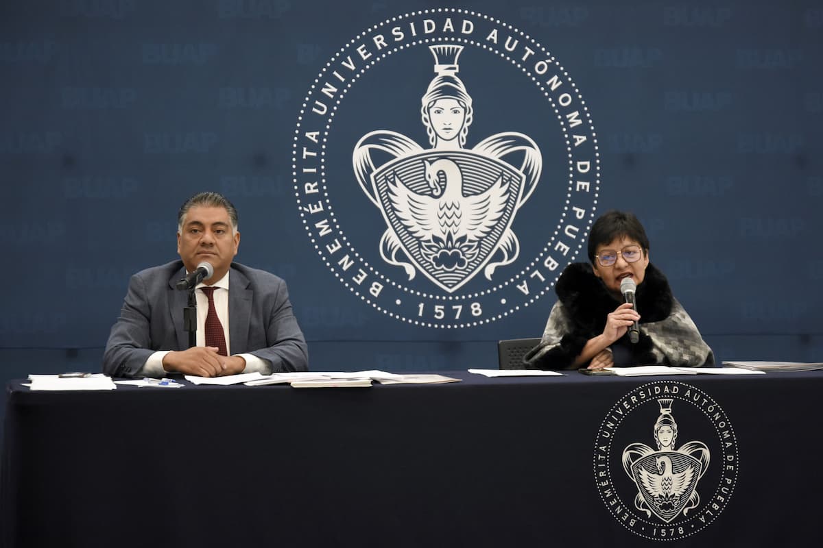 Egresados de prepas y bachilleratos BUAP tienen garantizado ingreso al nivel superior: Lilia Cedillo