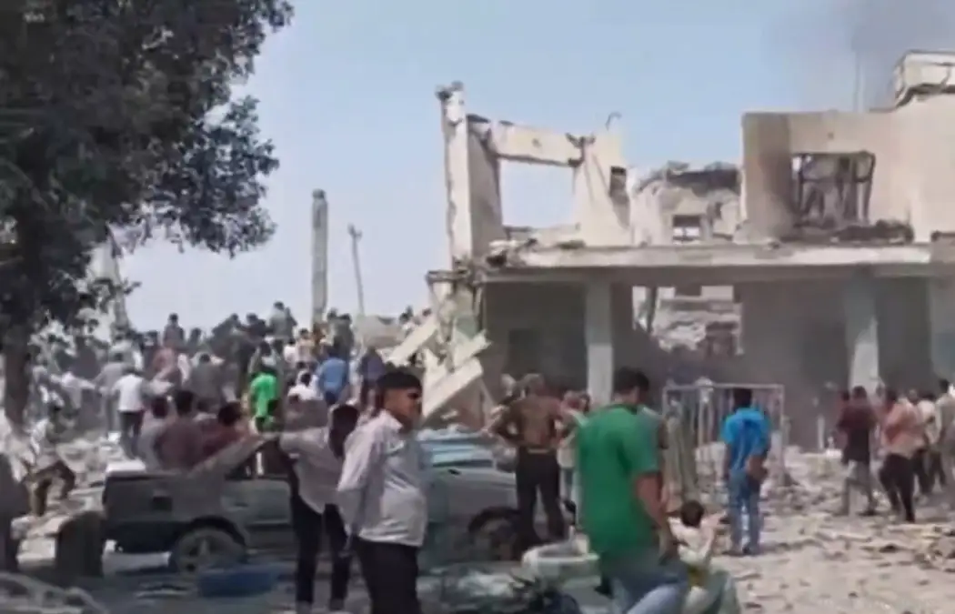 Ataque contra escuela en Irán deja 85 muertos