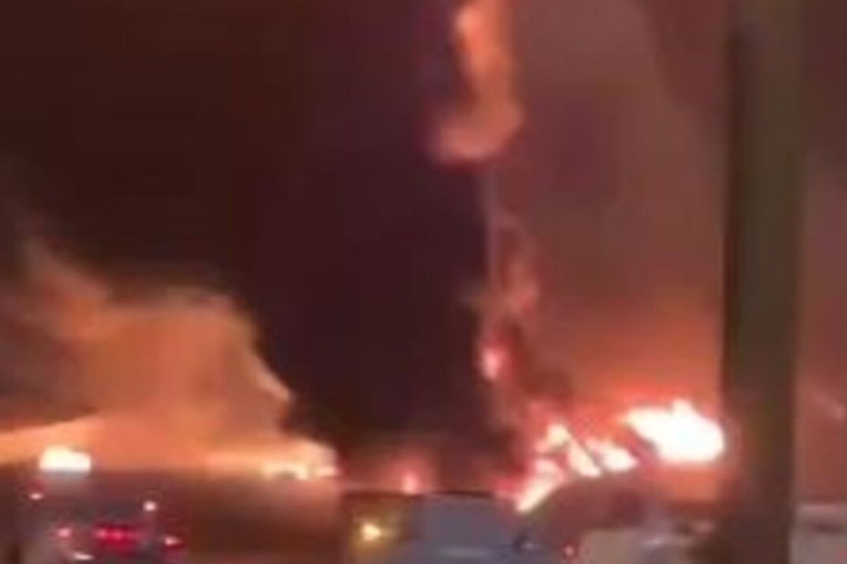 Explosión provoca incendio en la Embajada de EE.UU. en Arabia Saudita