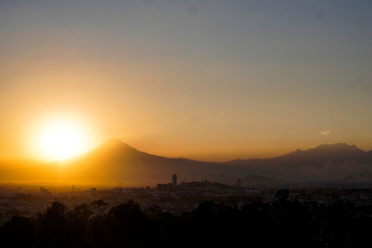 Clima en Puebla hoy 3 de marzo: Será un martes caluroso, pero un poco nublado 2 Clima en Puebla hoy 3 de marzo: Será un martes caluroso