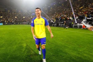 Cristiano Ronaldo abandona Arabia Saudita en medio de los bombardeos