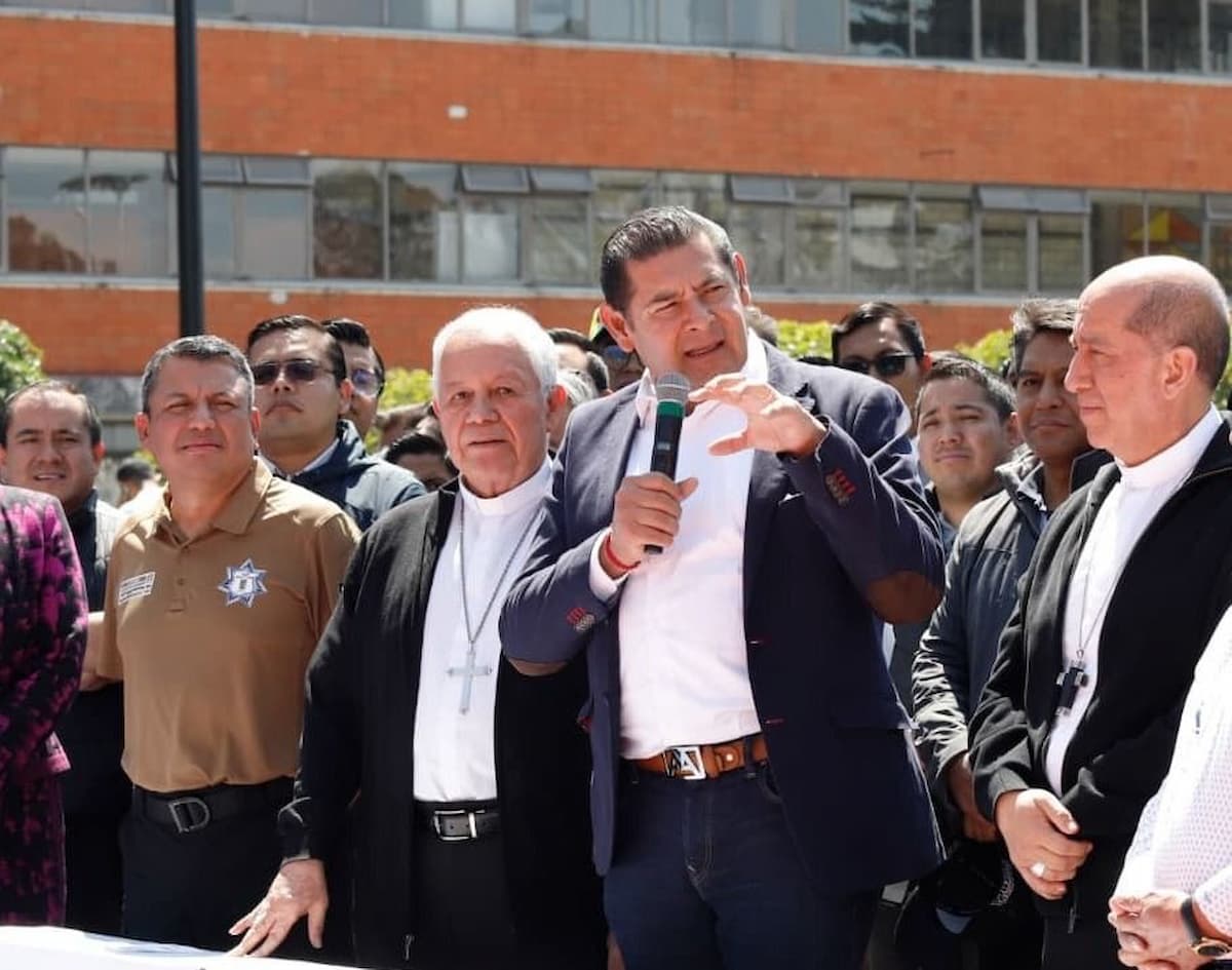 Respaldo total a peregrinos varados en Jerusalén; gobernador instruye apoyo para poblanos 2 Respaldo total a peregrinos varados en Jerusalén