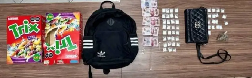 Ladrón que usaba caja de cereal en la cabeza es detenido