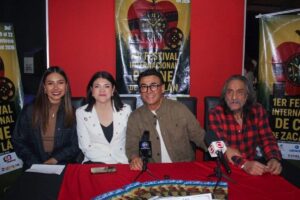 Cineastas, actrices, actores y autoridades inauguran el Primer Festival Internacional de Cine de Zacatlán