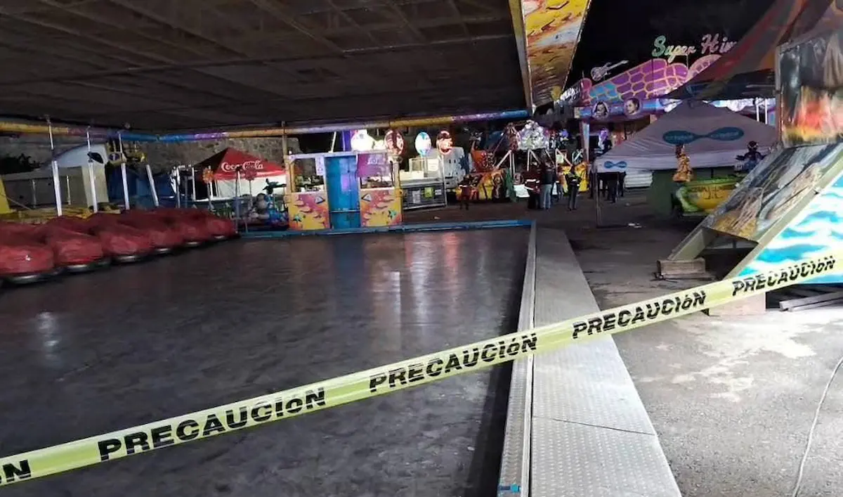 Muere hombre en la Feria de Huauchinango tras caer de un juego mecánico