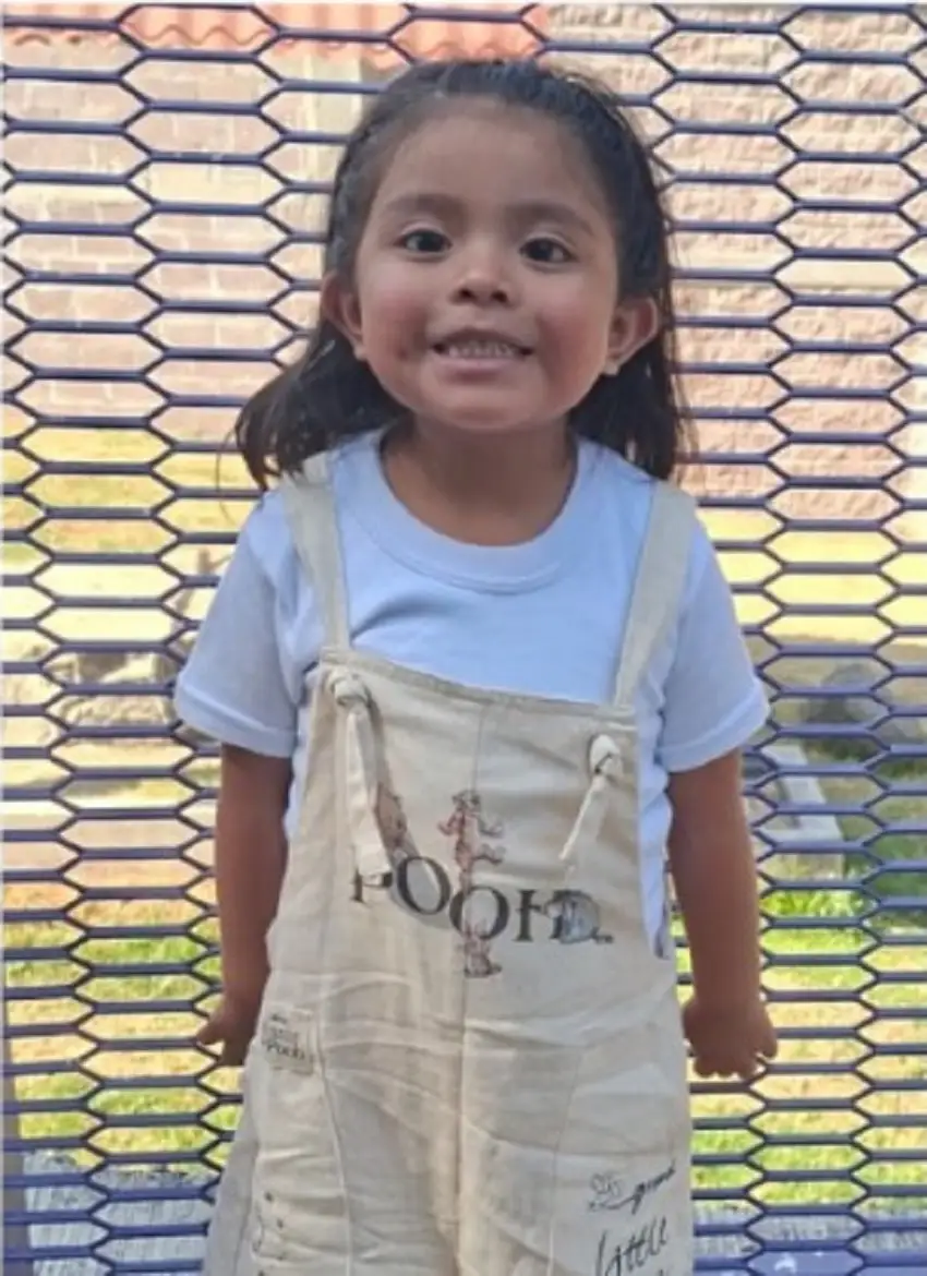 Desaparece Yolotzin Estrella Coyac Rosas de 3 años en Tepeaca