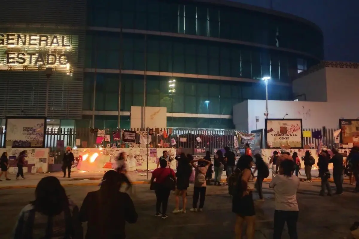 No fue gas lacrimógeno: Fiscalía de Puebla aclara que lanzaron polvo de extintor