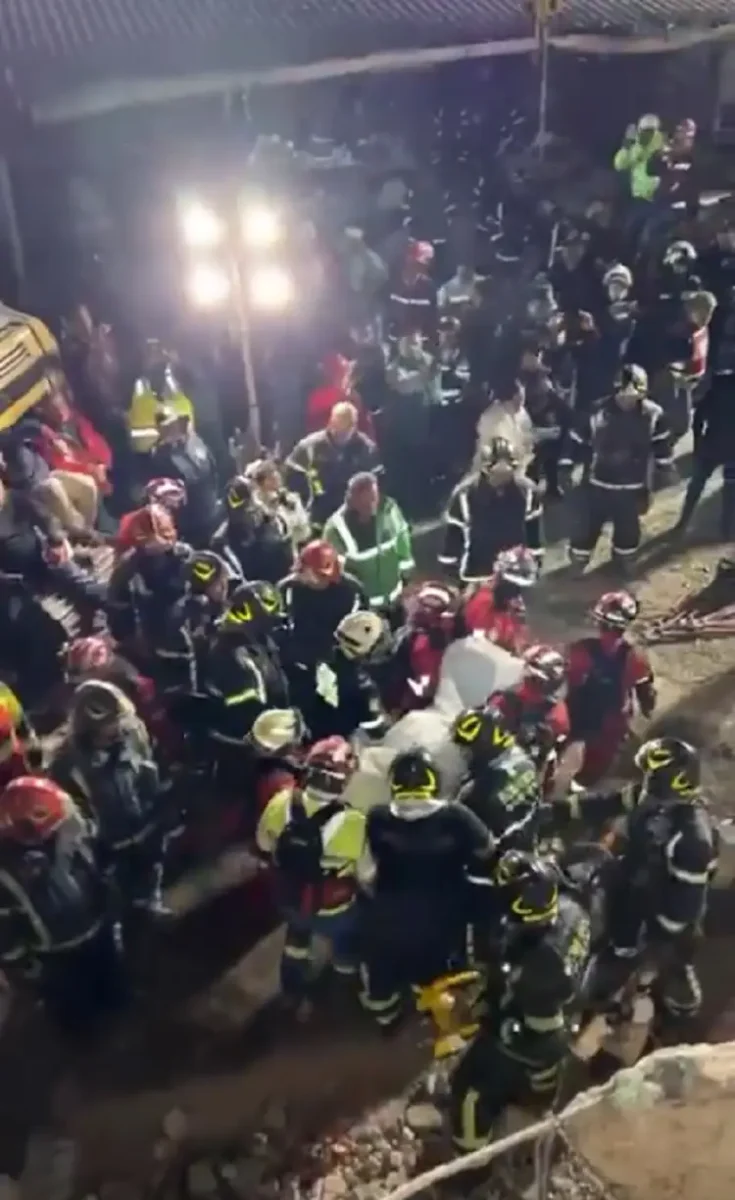 Recuperan otro cuerpo de edificio en San Antonio Abad derrumbado