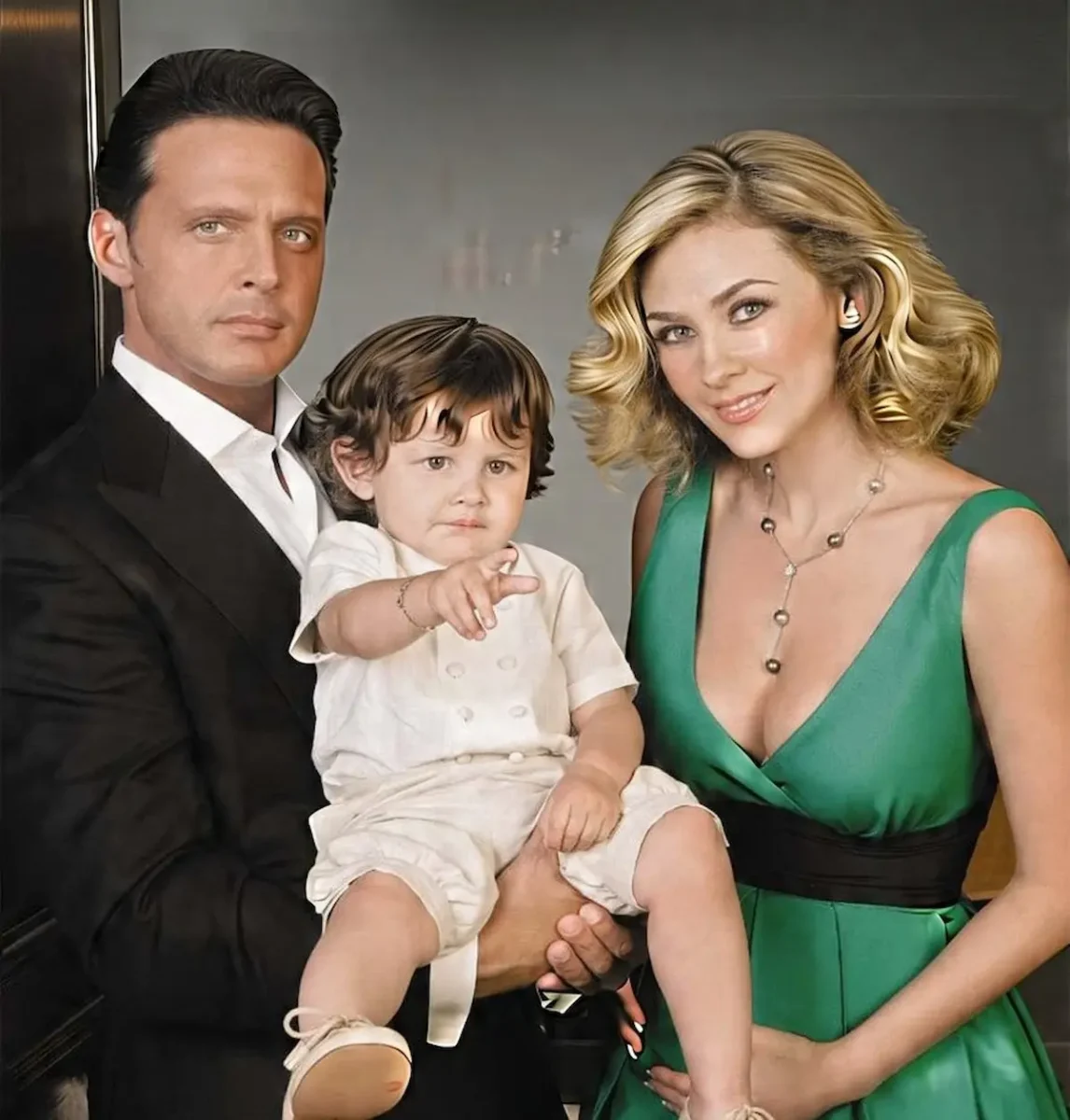 Así reaccionó Aracely Arámbula tras la difusión de foto de su hijo mayor