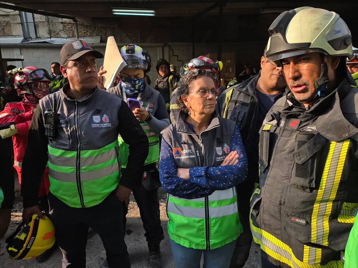 Confirman muerte del tercer trabajador tras derrumbe de edificio en San Antonio Abad