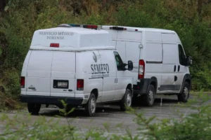 Encuentran tres cuerpos en carretera El Seco-Azumbilla