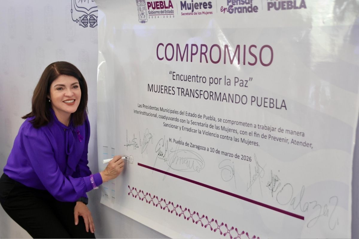 Firma Bety Sánchez compromiso para la erradicar la violencia hacia las mujeres1