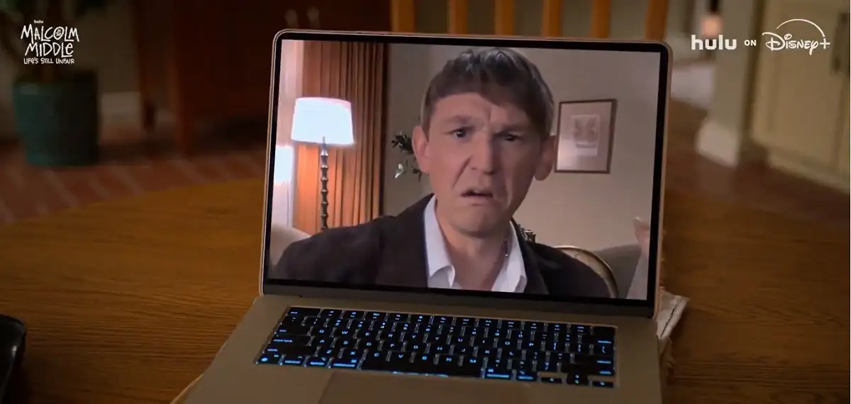 En tráiler oficial de Malcolm el de en medio aparece Dewey