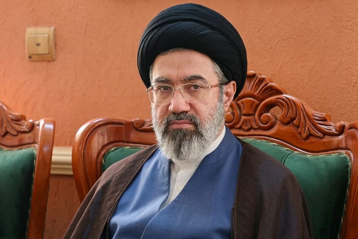 Nuevo líder supremo de Irán manda su primer mensaje