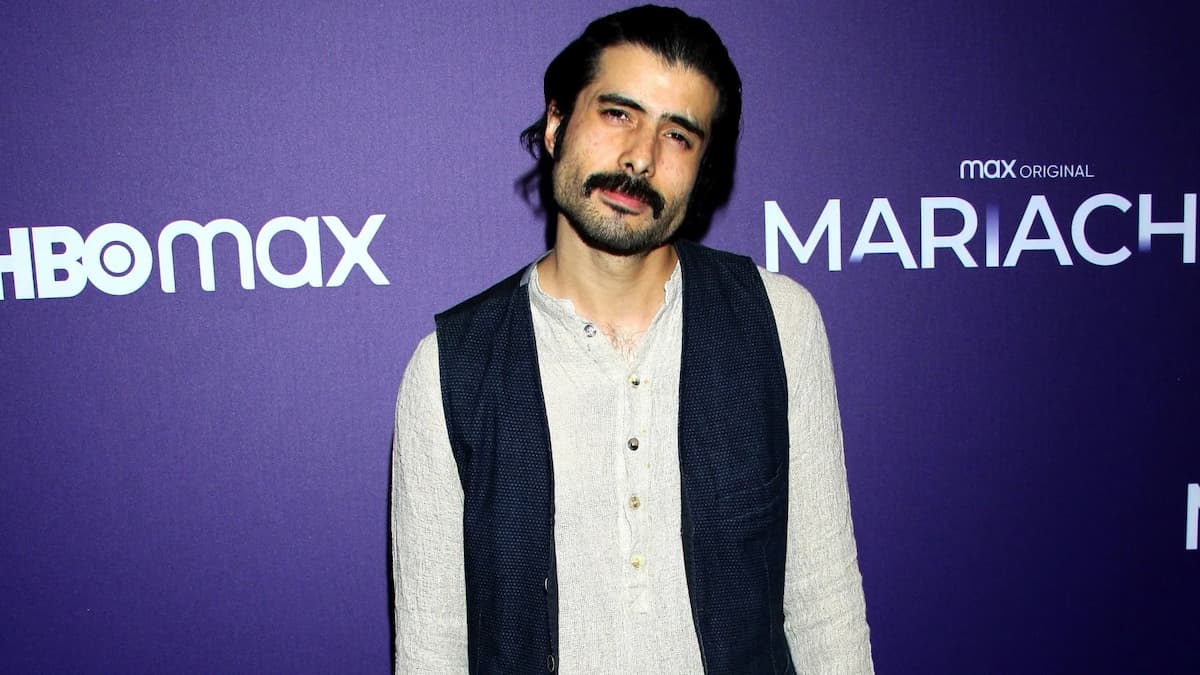 Actor José Ángel Bichir se arroja de un edificio en la colonia Narvarte