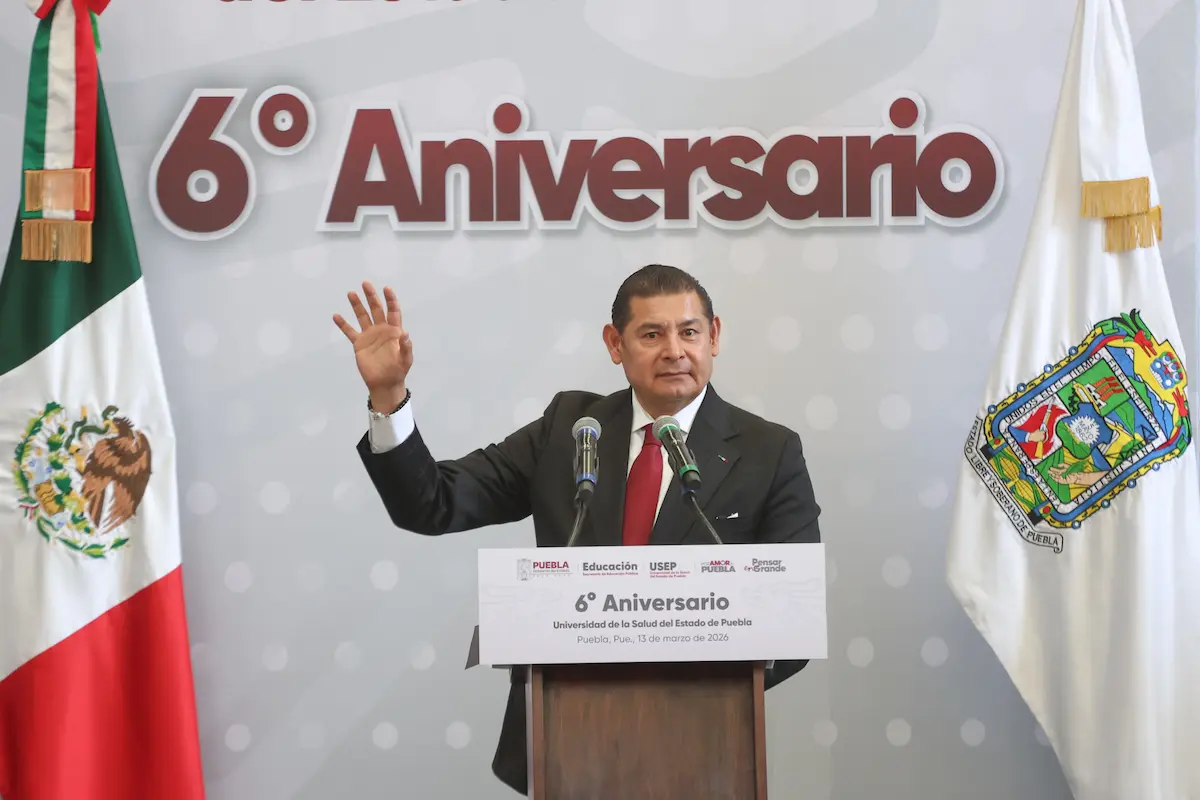 Armenta a favor de reducir regidores en Puebla 2 Armenta a favor de reducir regidores en Puebla