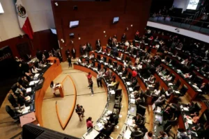 Morena y aliados respaldan Plan B de reforma electoral de Sheinbaum 3 Morena y aliados respaldan Plan B de reforma electoral