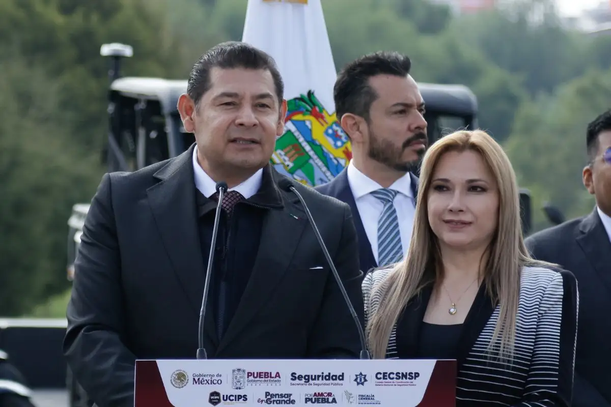 Qué vergüenza heredarle la gubernatura a mi esposa: Armenta