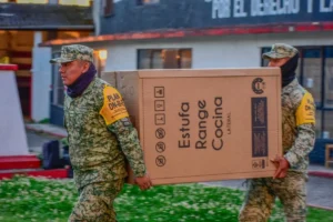 Gobierno de México entrega en Puebla más de 6 mil apoyos por tormenta Jerry