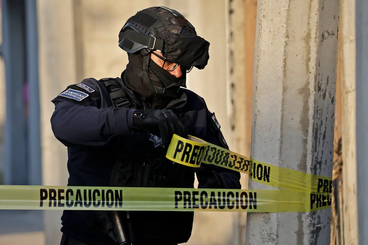 Hallan sin vida a joven en la Sierra Norte