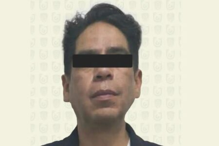 Procesan a profesor del Colegio del Valle que grabó debajo de la falda de alumnas