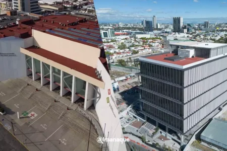 portada edificio de finanzas