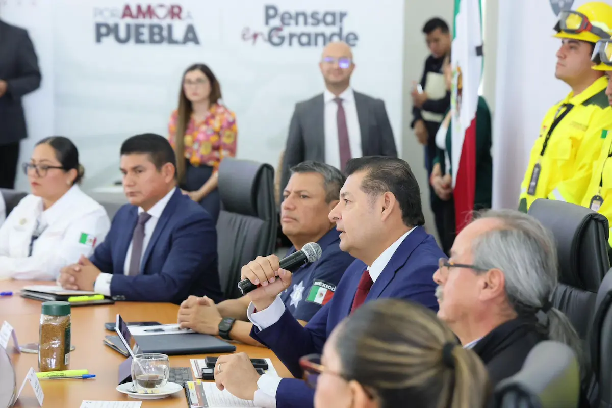 Cárcel y multas de 500 mp, las sanciones a quien provoque incendios forestales en Puebla