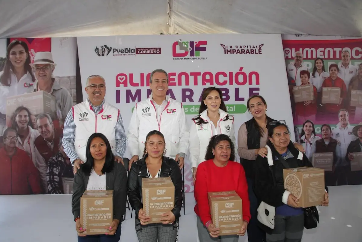 Pepe Chedraui y MariElise Budib entregan más de 4 mil despensas del programa “Alimentación Imparable” en la U.H. San Bartolo