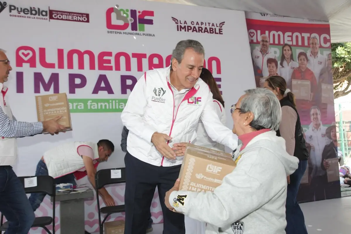 Pepe Chedraui y MariElise Budib entregan más de 4 mil despensas del programa “Alimentación Imparable” en la U.H. San Bartolo