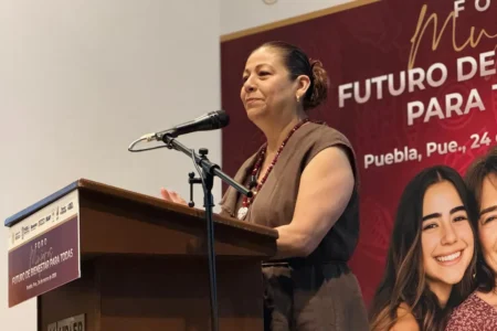 Mujeres con poder transforman rumbo de Puebla y México, asegura Laura Artemisa 15 Mujeres con poder transforman rumbo de Puebla y México, asegura Laura Artemisa