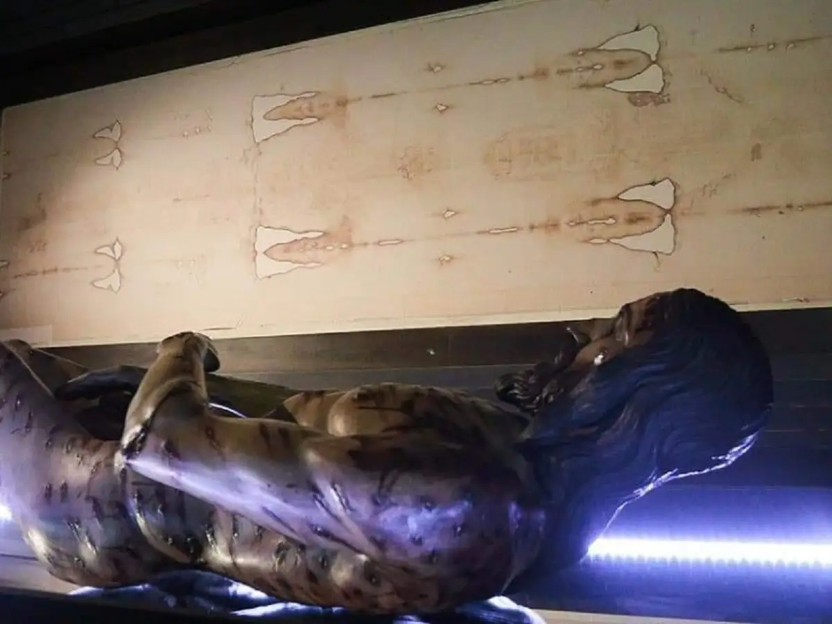 Horarios de la exposición de réplica de Sábana Santa en Puebla