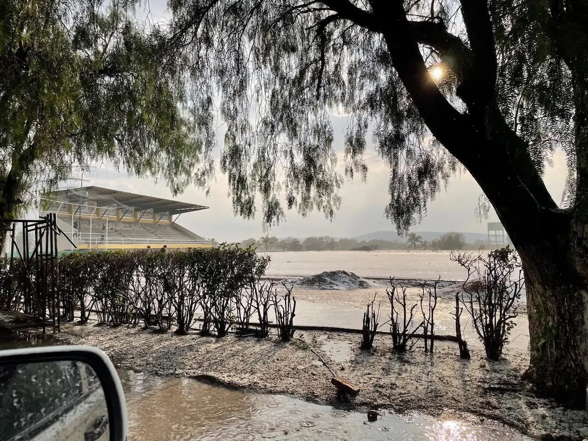 Así se vio la Granizada en Tlacotepec de Benito Juárez 