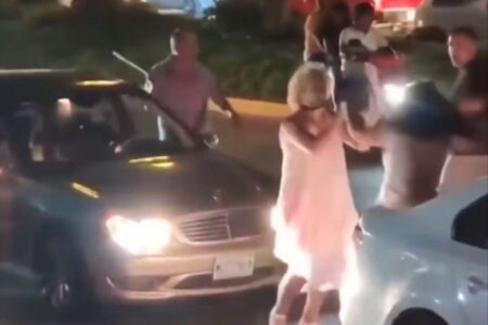 (VIDEO) Conflicto vial genera pelea entre parejas en Acapulco