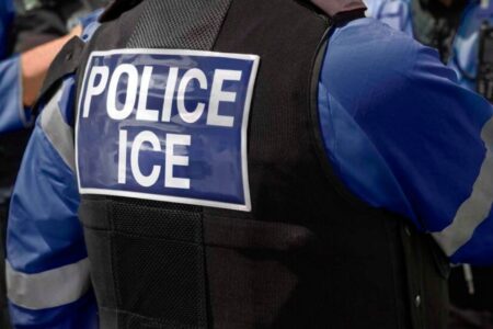 Otro migrante mexicano detenido muere bajo custodia del ICE