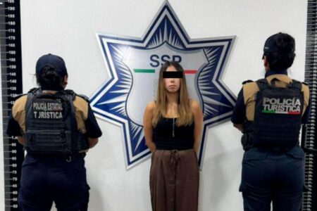 Detienen a mujer de Guanajuato por robar en Angelópolis 12 Detienen a mujer de Guanajuato por robar en Angelópolis