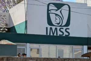 Roban medicamento de farmacia de la clínica 21 del IMSS en Puebla en Anzures 3 Reportan robo de medicamentos de clínica del IMSS en Puebla
