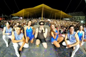 Le roban a Raymix dentro de su camerino en pleno show en Puebla