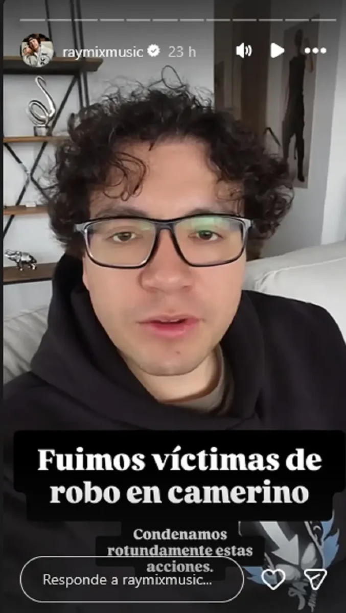 Raymix denuncia robo dentro de su camerino durante un concierto en Puebla 2 Le roban a Raymix dentro de su camerino en pleno show en Puebla