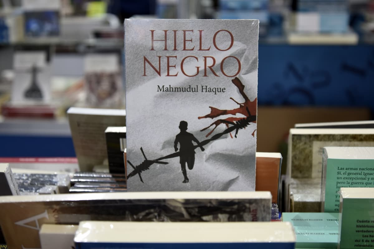 Ángeles Mastretta y Anisuz Zaman presentan obras en la FENALI 39