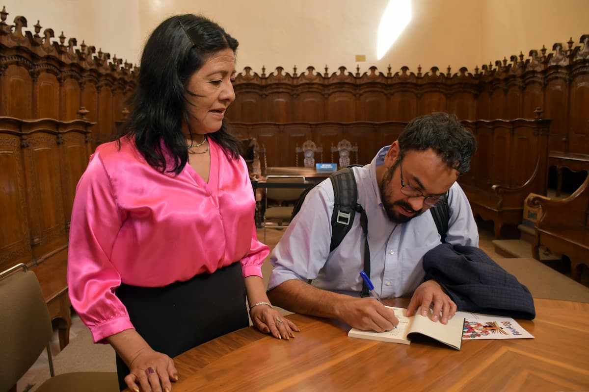 Poeta en patria criolla, una oportunidad para reconstruir la historia literaria