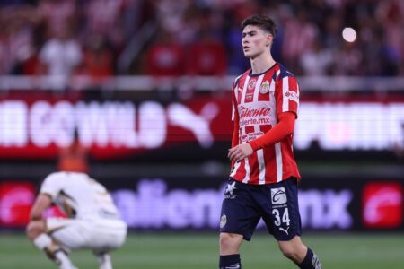 Así va la tabla de la Liga MX y la de goleo: Chivas y la "Hormiga" González dominan 10 Así va la tabla de la Liga MX y la de goleo: Chivas y la "Hormiga" González dominan