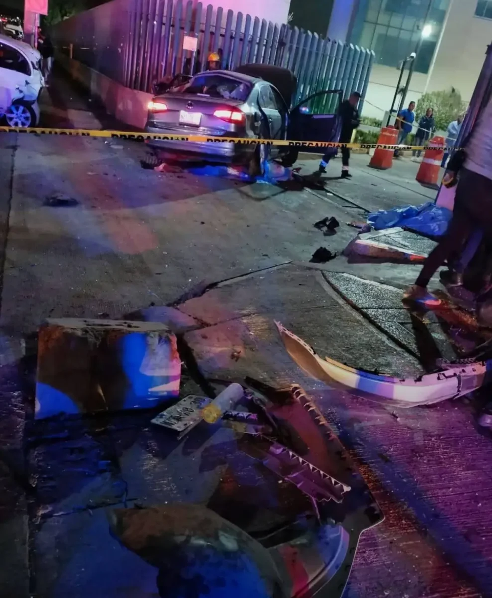 Conductor ebrio mata a cuatro frente a hospital del IMSS en Tecámac