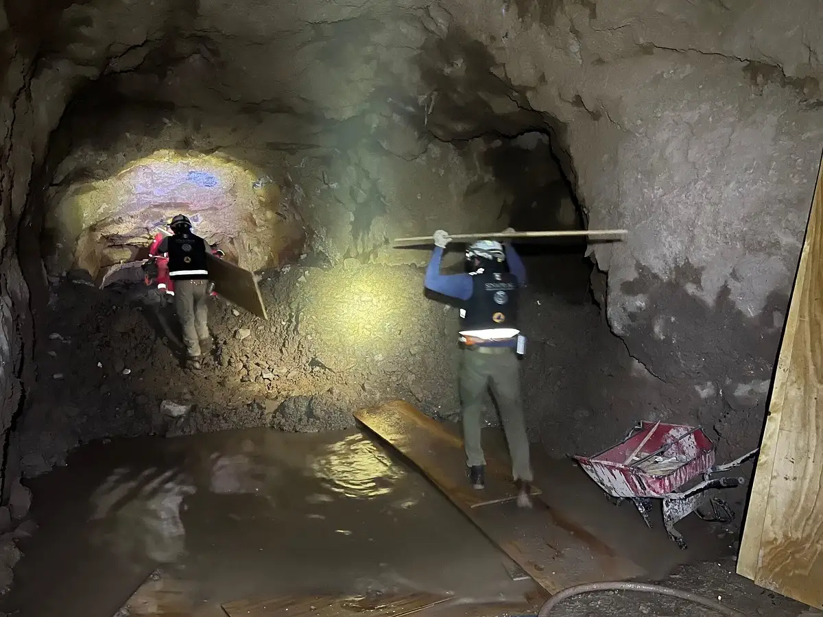 Hallan a tercer trabajador de mina Santa Fe fallecido y a otro vivo